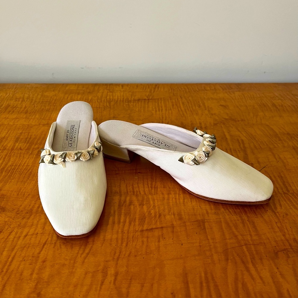 S/6.5-7.5 VTG Amy Jo Gladstone rosebud handmade mule slip-on shoes